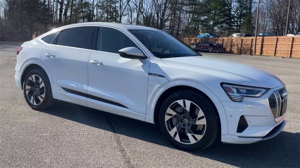 Used 2020 Audi e-tron Sportback Premium Plus with VIN WA12ABGE9LB035643 for sale in Louisville, KY